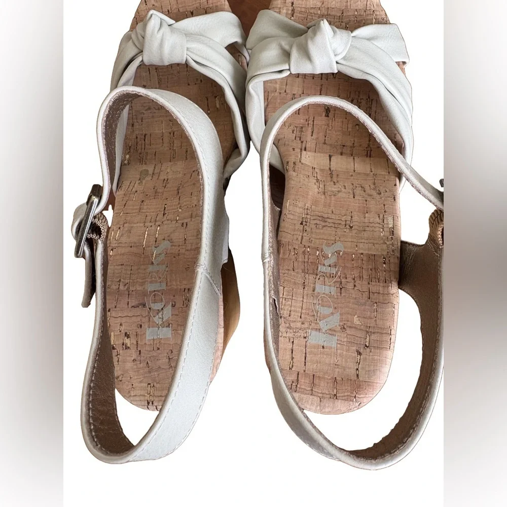 Kork’s Off White Dawson Wedge Sandals Size‎ 9 New Without Box